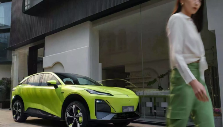 Shenlan S7: in arrivo dalla Cina un nuovo SUV elettrico premium - Foto 2 di 6