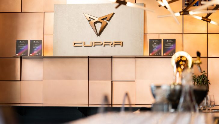 Cupra alla Milano Design Week reinterpreta gli interni dell’auto con materiali e tecnologie innovative - Foto 1 di 18