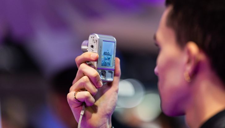 Cupra alla Milano Design Week reinterpreta gli interni dell’auto con materiali e tecnologie innovative - Foto 17 di 18