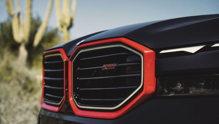 BMW XM Label Red: debutta il nuovo super SUV da 748 CV - Foto 19 di 47