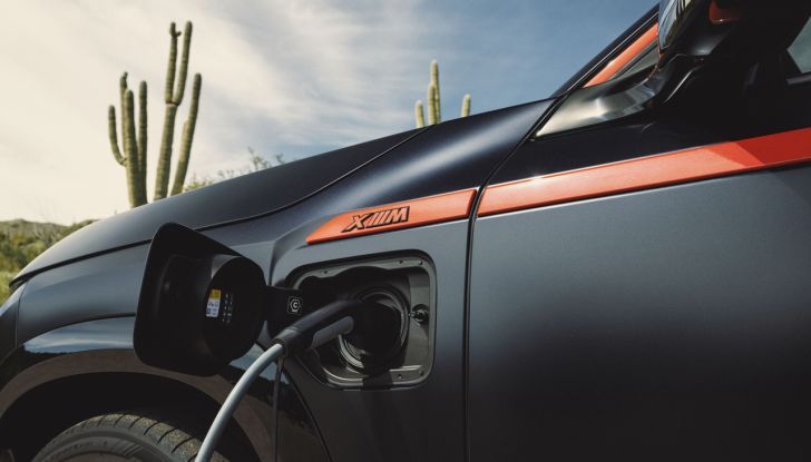 BMW XM Label Red: debutta il nuovo super SUV da 748 CV - Foto 27 di 47