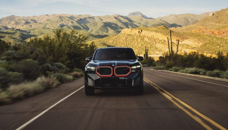 BMW XM Label Red: debutta il nuovo super SUV da 748 CV - Foto 8 di 47