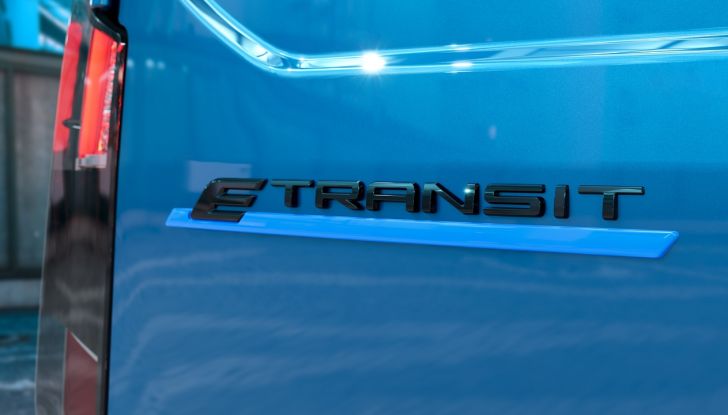 Ford E-Transit Courier: debutta il nuovo veicolo commerciale elettrico - Foto 15 di 26