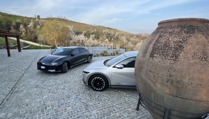 Hyundai Ioniq 2: esordio a un passo (con prezzi competitivi) - Foto 4 di 15