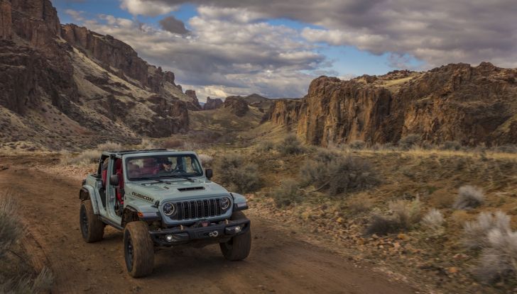 Jeep Wrangler 2024 debutta ufficialmente in Europa - Foto 12 di 19