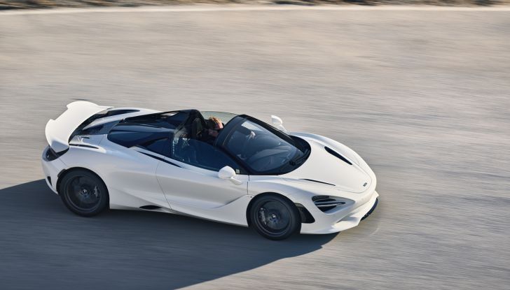 McLaren 750S: debutta la supercar più leggera e potente del marchio - Foto 46 di 75