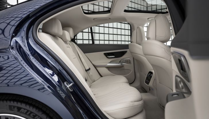 Mercedes Classe E 2024: caratteristiche e motori della nuova generazione - Foto 118 di 124