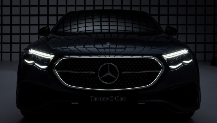 Mercedes Classe E 2024: caratteristiche e motori della nuova generazione - Foto 123 di 124