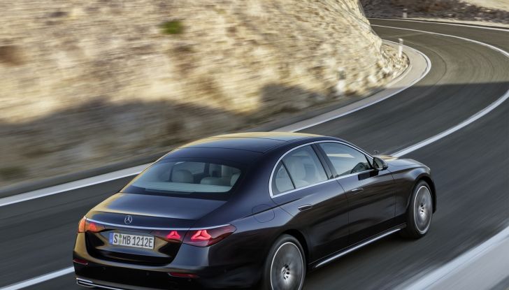 Mercedes Classe E 2024: caratteristiche e motori della nuova generazione - Foto 14 di 124