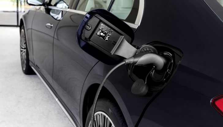 Mercedes Classe E 2024: caratteristiche e motori della nuova generazione - Foto 36 di 124