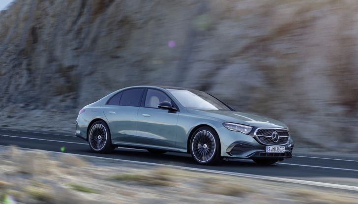 Mercedes Classe E 2024: caratteristiche e motori della nuova generazione - Foto 57 di 124