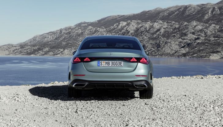 Mercedes Classe E 2024: caratteristiche e motori della nuova generazione - Foto 64 di 124