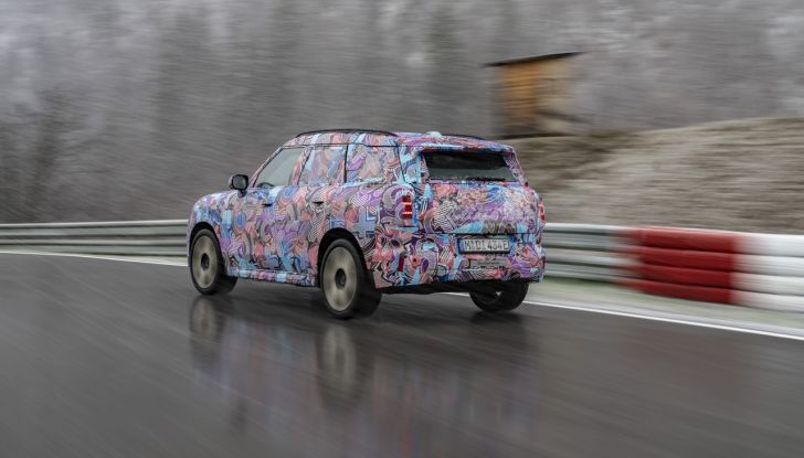 Mini Countryman 2024: prime immagini ufficiali della nuova generazione - Foto 23 di 37