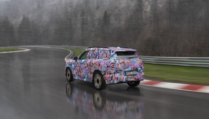 Mini Countryman 2024: prime immagini ufficiali della nuova generazione - Foto 7 di 37