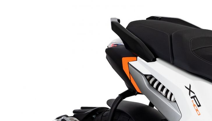 Peugeot XP400: caratteristiche tecniche, prestazioni e prezzo - Foto 5 di 8