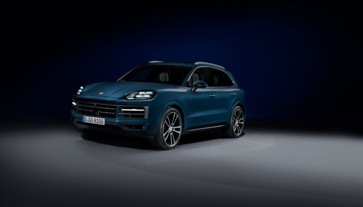 Porsche Cayenne MY2024: motori, design, allestimenti e prezzi - Foto 2 di 48