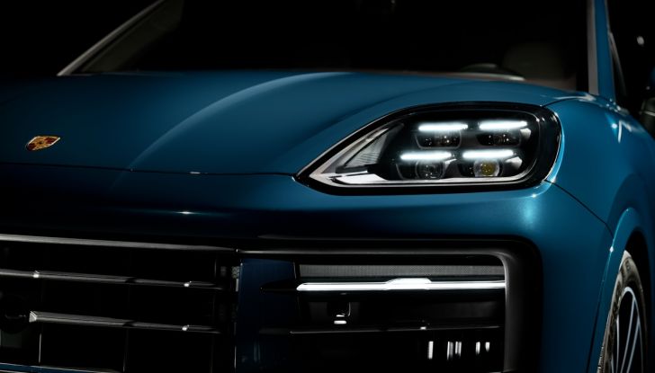 Porsche Cayenne MY2024: motori, design, allestimenti e prezzi - Foto 5 di 48