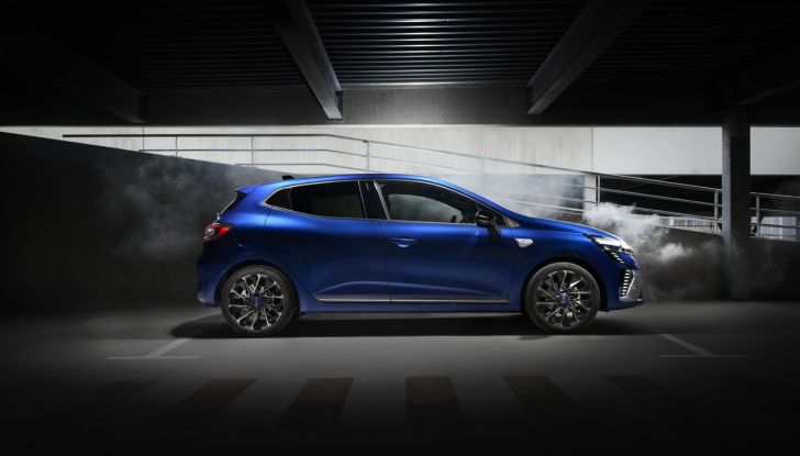 Nuova Renault Clio: si aprono gli ordini in Italia in tre allestimenti - Foto 26 di 37