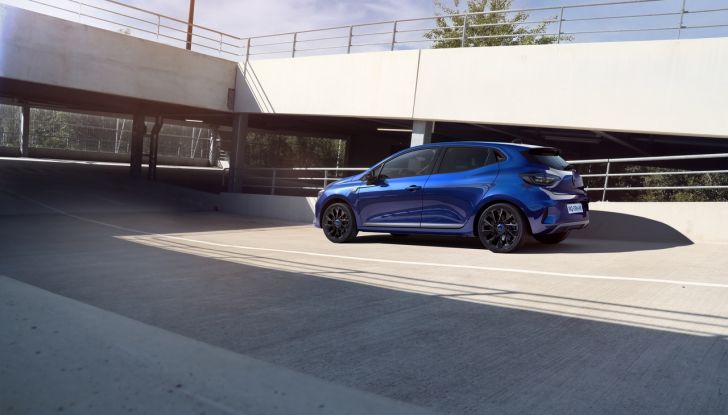 Nuova Renault Clio: si aprono gli ordini in Italia in tre allestimenti - Foto 5 di 37