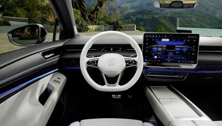 Volkswagen ID.7: ecco la nuova berlina elettrica con 700 km di autonomia - Foto 3 di 132