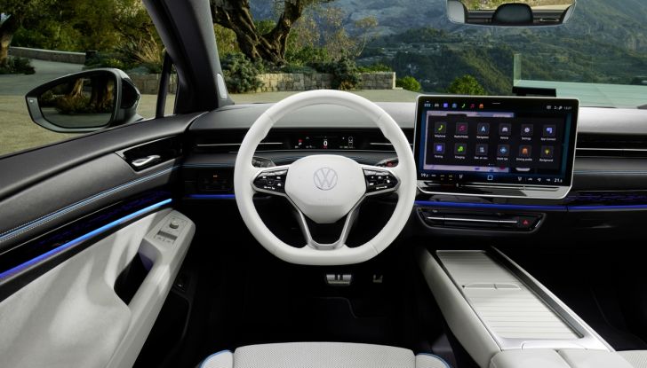 Volkswagen ID.7: prime immagini ufficiali della berlina elettrica - Foto 1 di 46