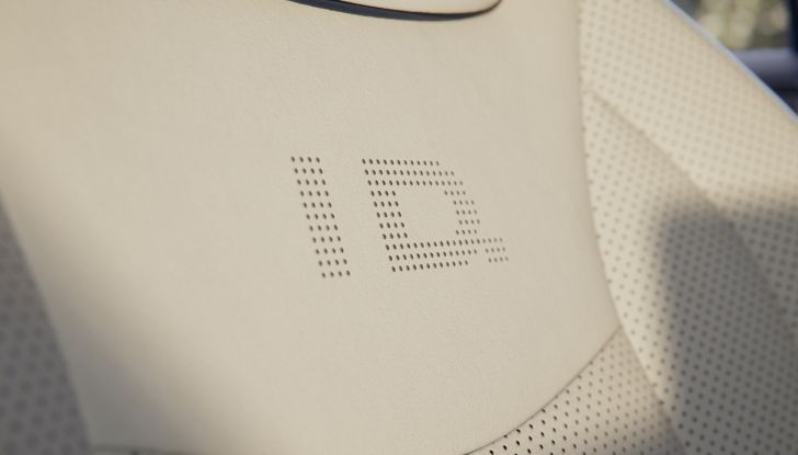 Volkswagen ID.7: ecco la nuova berlina elettrica con 700 km di autonomia - Foto 98 di 132