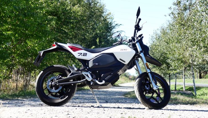 Zero Motorcycles FXE, test ride della moto elettrica dal carattere peperino - Foto 34 di 41