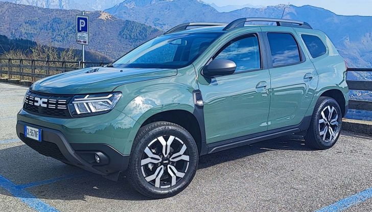 Dacia: prova su strada della gamma completa ECO-G 100 a GPL - Foto 13 di 17
