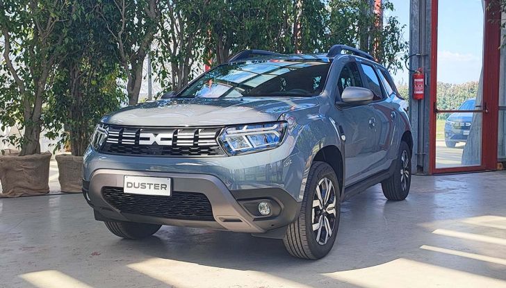 Dacia: prova su strada della gamma completa ECO-G 100 a GPL - Foto 3 di 17