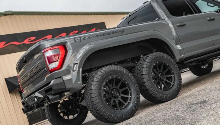 Ford F-150: con Hennessey diventa VelociRaptor 6×6! - Foto 7 di 10