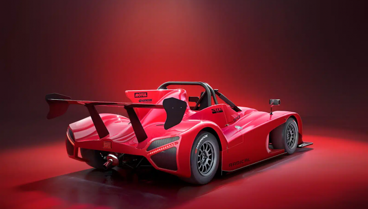 Radical Motorsport aggiorna la SR1 allo standard XXR (per strada e pista) - Foto 3 di 4