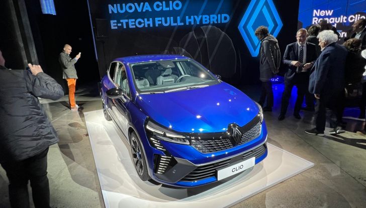 Nuova Renault Clio: si aprono gli ordini in Italia in tre allestimenti - Foto 3 di 37