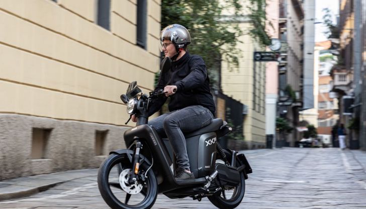 Scooter elettrici già accessibili grazie agli incentivi 2024 - Foto 13 di 14