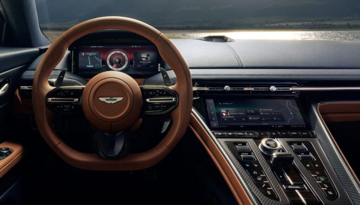Aston Martin DB12: presentata ufficialmente la nuova sportiva da 680 CV - Foto 48 di 58