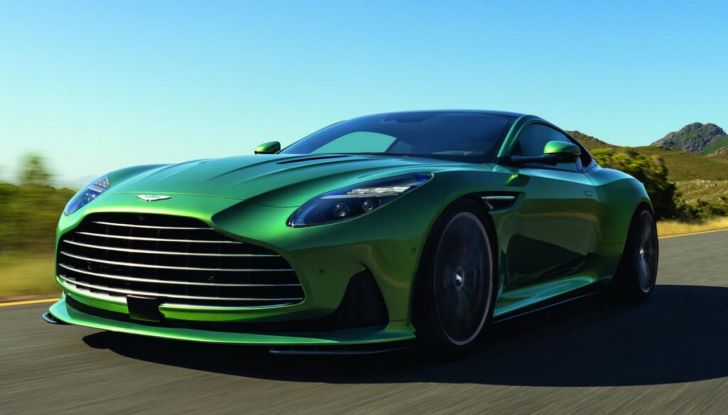 Aston Martin DB12: presentata ufficialmente la nuova sportiva da 680 CV - Foto 9 di 58