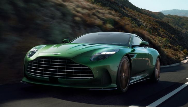 Aston Martin DB12: presentata ufficialmente la nuova sportiva da 680 CV - Foto 8 di 58