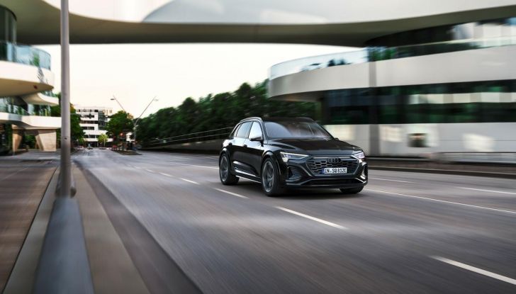 Audi SQ8 e-tron ed SQ8 Sportback e-tron: partono le prevendite in Italia da 104.550 euro - Foto 11 di 11