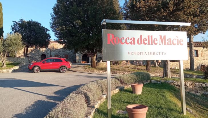Fiat 500X Hybrid Dolcevita RED, test drive e impressioni di guida - Foto 11 di 25