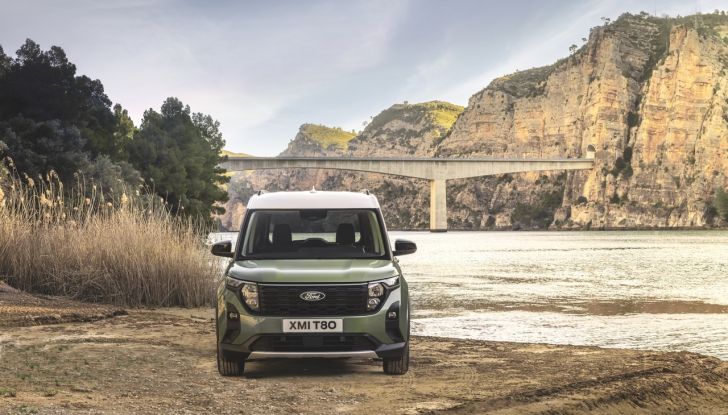 Ford E-Tourneo Courier 2024: debutta il nuovo multi-activity vehicle 100% elettrico - Foto 18 di 36