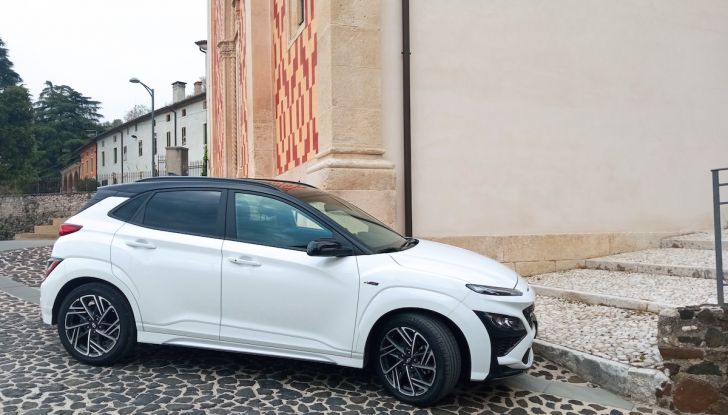 Hyundai Kona N Line prova su strada, consumi e prestazioni - Foto 3 di 21