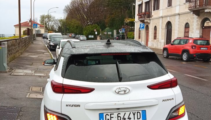 Hyundai Kona N Line prova su strada, consumi e prestazioni - Foto 17 di 21