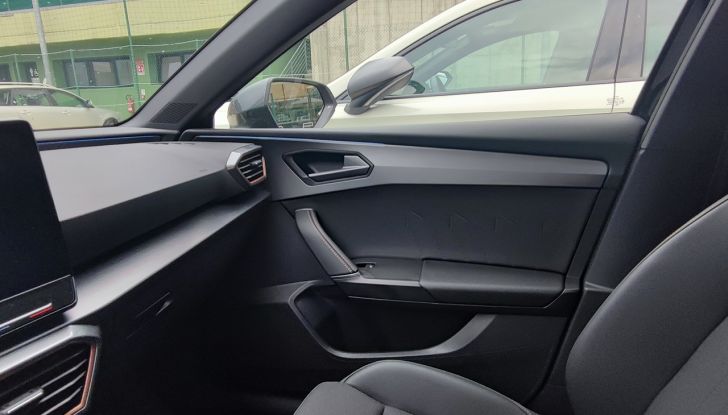 CUPRA Leon, arriva il nuovo motore 1.5 e-HYBRID 272 CV DSG - Foto 15 di 16