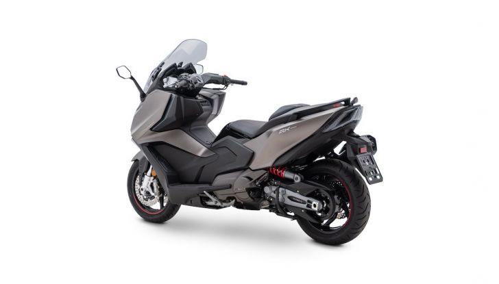 Kymco AK550 Premium, caratteristiche e prestazioni - Foto 11 di 17