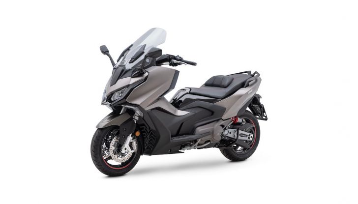 Kymco AK550 Premium, caratteristiche e prestazioni - Foto 9 di 17
