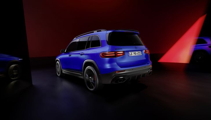 Mercedes GLB 2024: il SUV a sette posti arriva in Italia da 43.839 euro - Foto 3 di 6