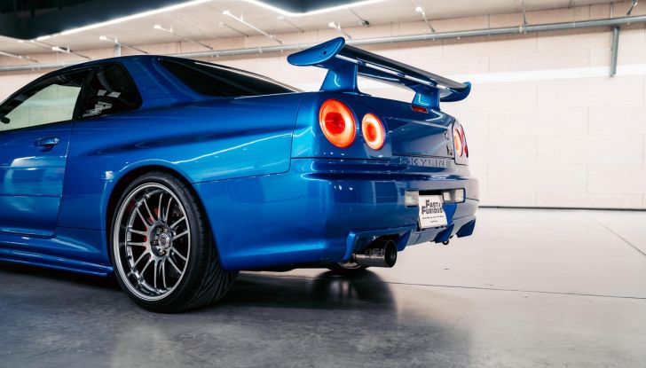 Nissan Skyline GT-R R34 di Fast & Furious 4 venduta all’asta a 1,35 milioni di dollari - Foto 16 di 18