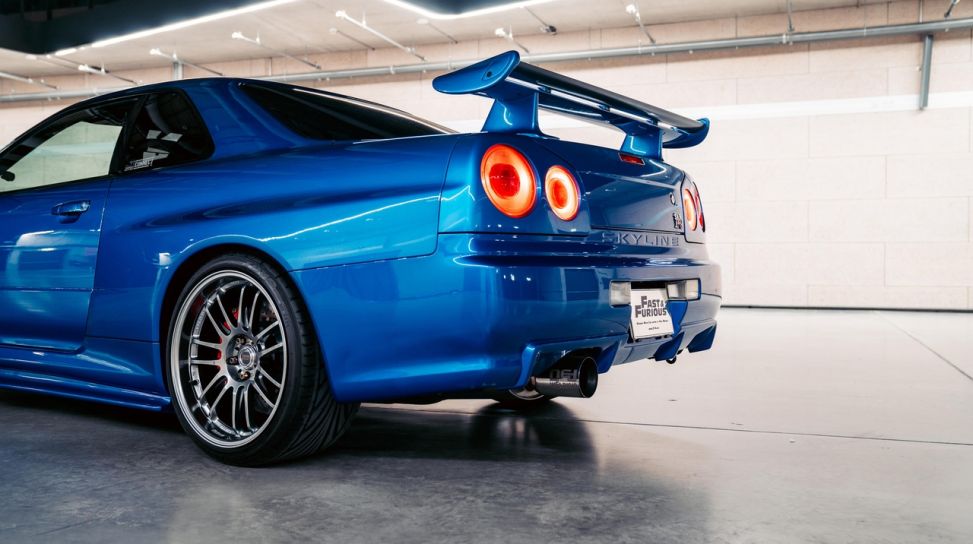Nissan Skyline GT-R R34 di Fast & Furious 4 venduta all'asta a 1,35 milioni  di dollari - Infomotori