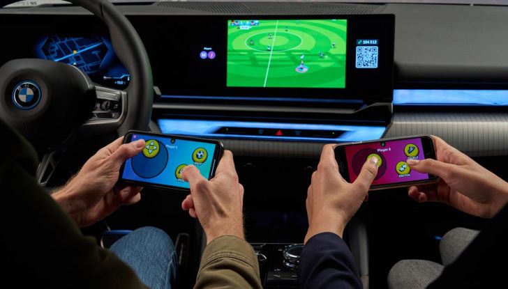 Nuova BMW Serie 5: al Salone di Monaco 2023 debutteranno due varianti ibride plug-in - Foto 9 di 140