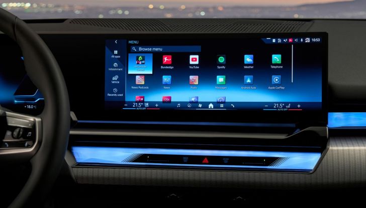 Nuova BMW Serie 5: al Salone di Monaco 2023 debutteranno due varianti ibride plug-in - Foto 29 di 140