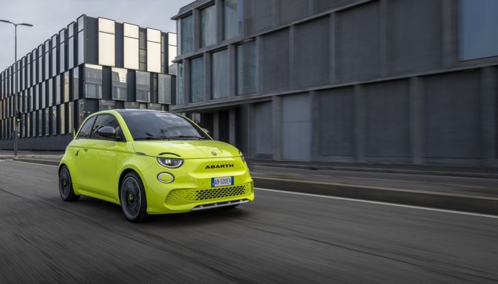 Nuove Abarth 500e e 500e Turismo